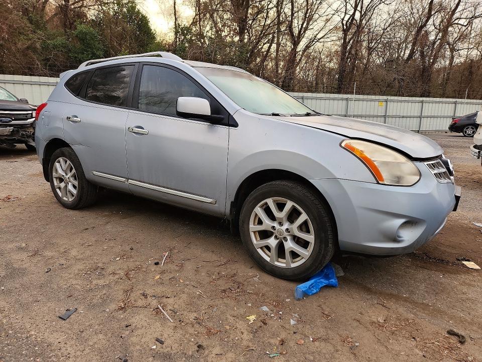 Photo 4 from auction – 2013 NISSAN ROGUE with VIN JN8AS5MT6DW026724