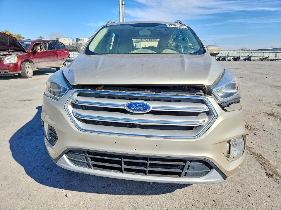 Photo 5 from auction – 2018 FORD ESCAPE with VIN 1FMCU9J9XJUB54238