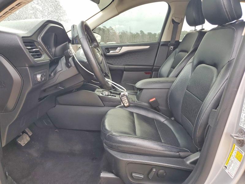 Photo 7 from auction – 2020 FORD ESCAPE with VIN 1FMCU0H66LUA68872