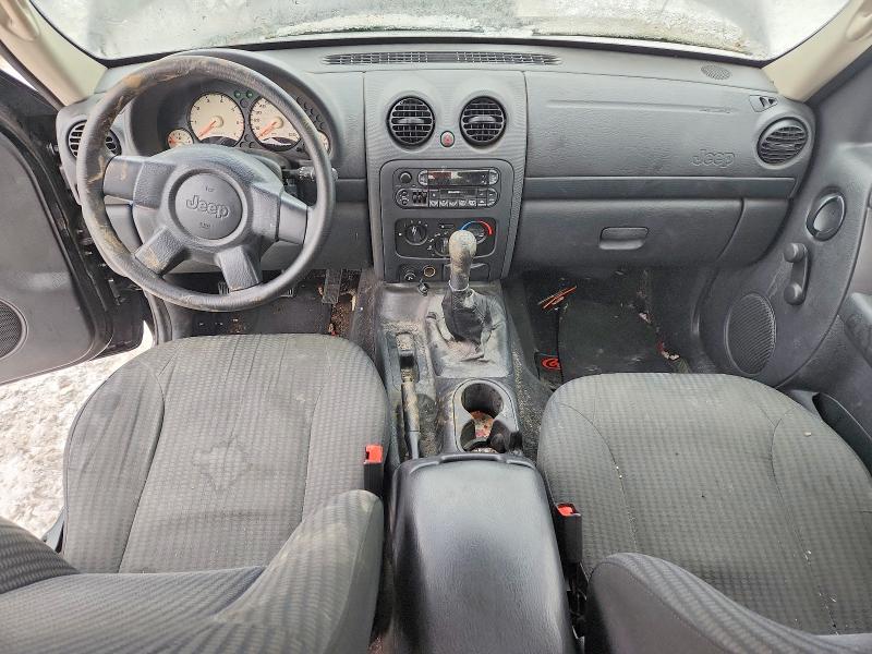 Foto 8 de la subasta – 2002 JEEP LIBERTY con VIN 1J4FK481X2W245200