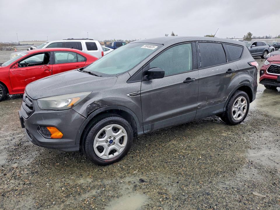 FORD ESCAPE 2018 with VIN 1FMCU0F76JUA31376 - Photo from auction