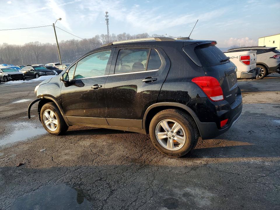 Photo 2 from auction – 2019 CHEVROLET TRAX 1LT with VIN 3GNCJPSBXKL144203