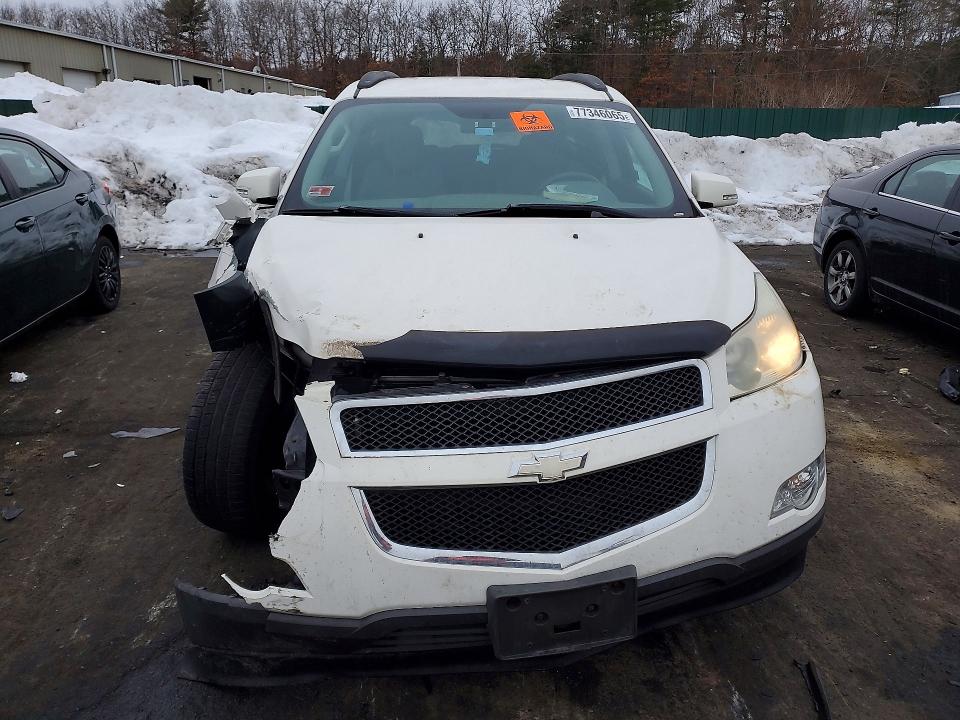 Foto 5 de la subasta – 2010 CHEVROLET TRAVERSE con VIN 1GNLVFED3AJ240661