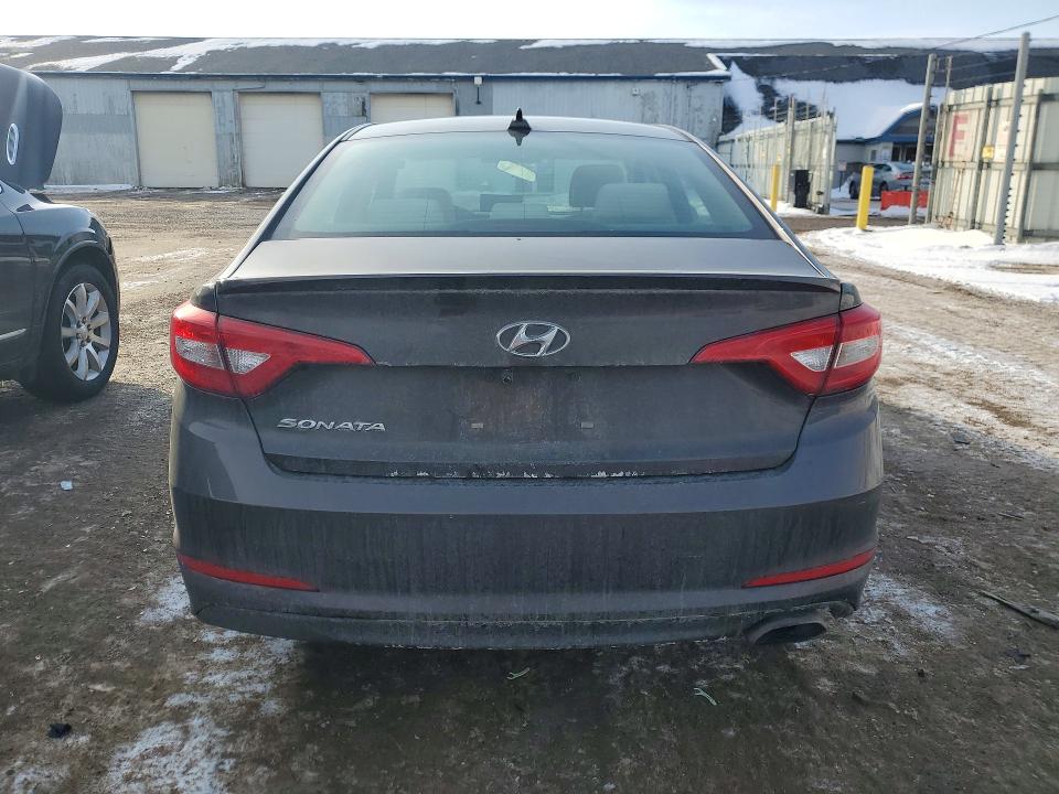 Photo 6 from auction – 2015 HYUNDAI SONATA SE with VIN 5NPE24AF0FH148848