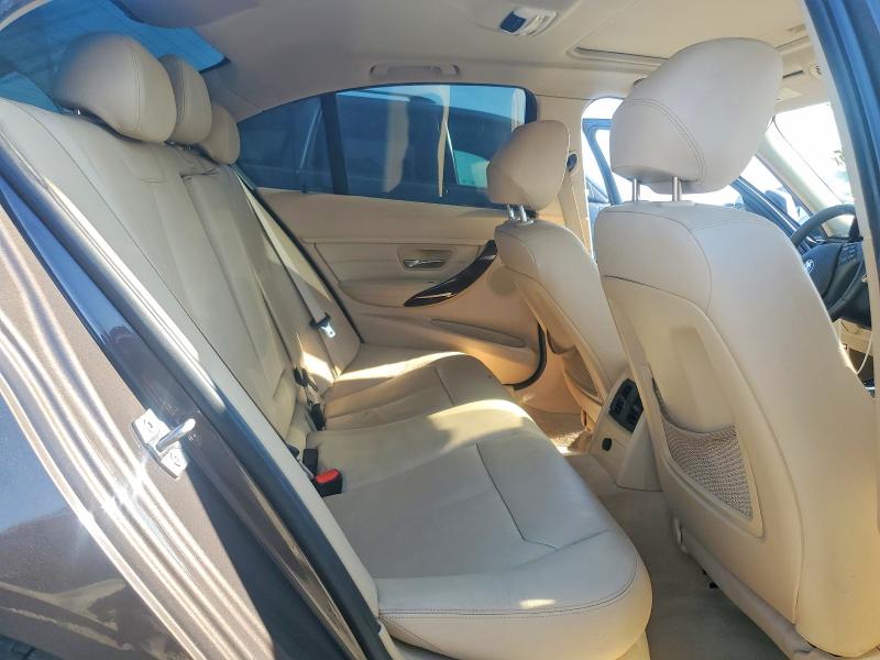 Photo 10 from auction – 2013 BMW 328 with VIN WBA3C1G5XDNR46785