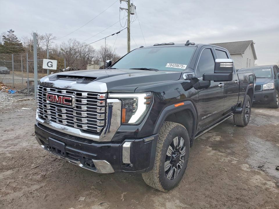 Photo 1 from auction – 2026 GMC SIERRA with VIN 1GT4URE74TF114052