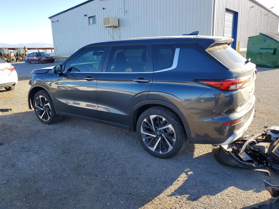 Photo 2 from auction – 2024 MITSUBISHI OUTLANDER with VIN JA4J4VA80RZ049969