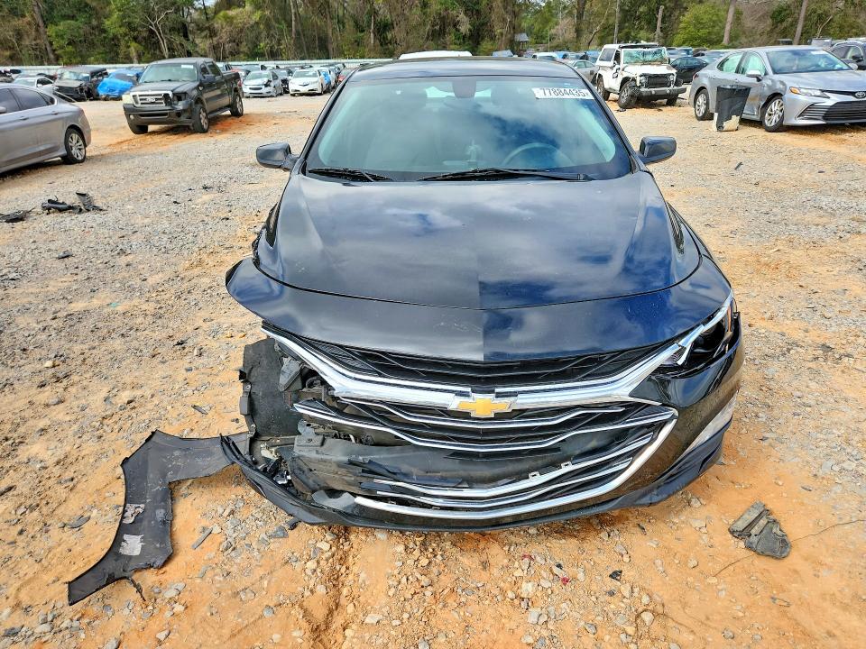 Photo 5 from auction – 2020 CHEVROLET MALIBU with VIN 1G1ZD5ST6LF093925