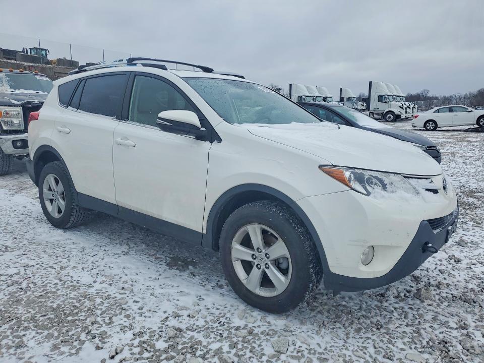 Photo 4 from auction – 2013 TOYOTA RAV4 with VIN JTMRFREVXDD012492