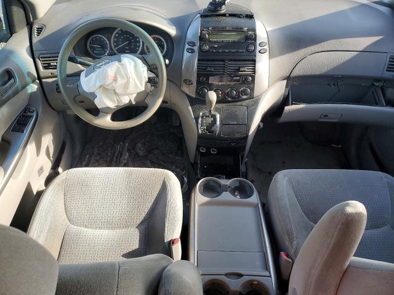 Photo 8 from auction – 2010 TOYOTA SIENNA CE with VIN 5TDKK4CC7AS330085
