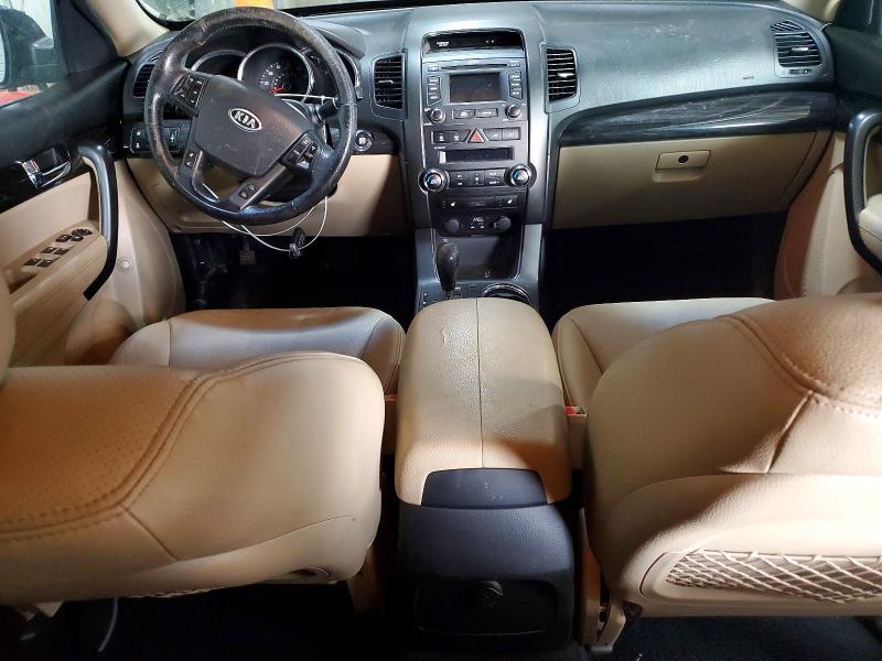 Photo 8 from auction – 2013 KIA SORENTO EX with VIN 5XYKUCA62DG317957