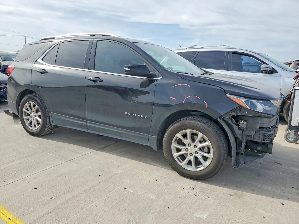 Photo 4 from auction – 2018 CHEVROLET EQUINOX with VIN 2GNAXJEV3J6138061