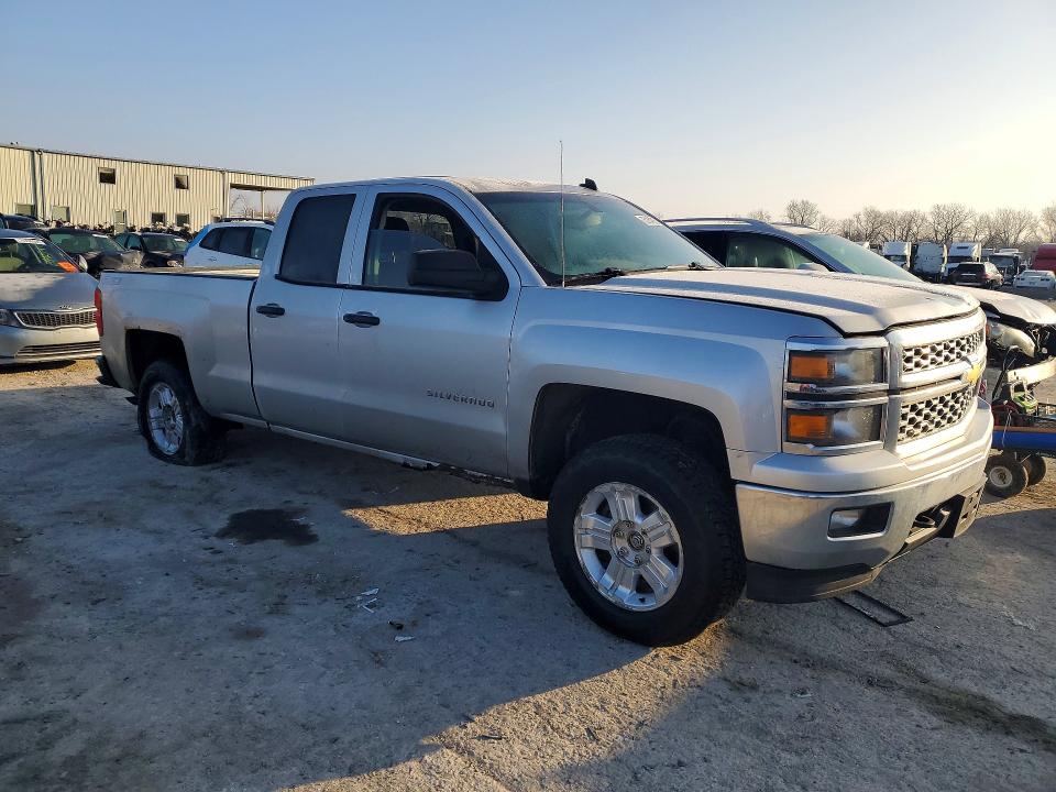 Photo 4 from auction – 2014 CHEVROLET SILVERADO with VIN 1GCVKREC6EZ293106