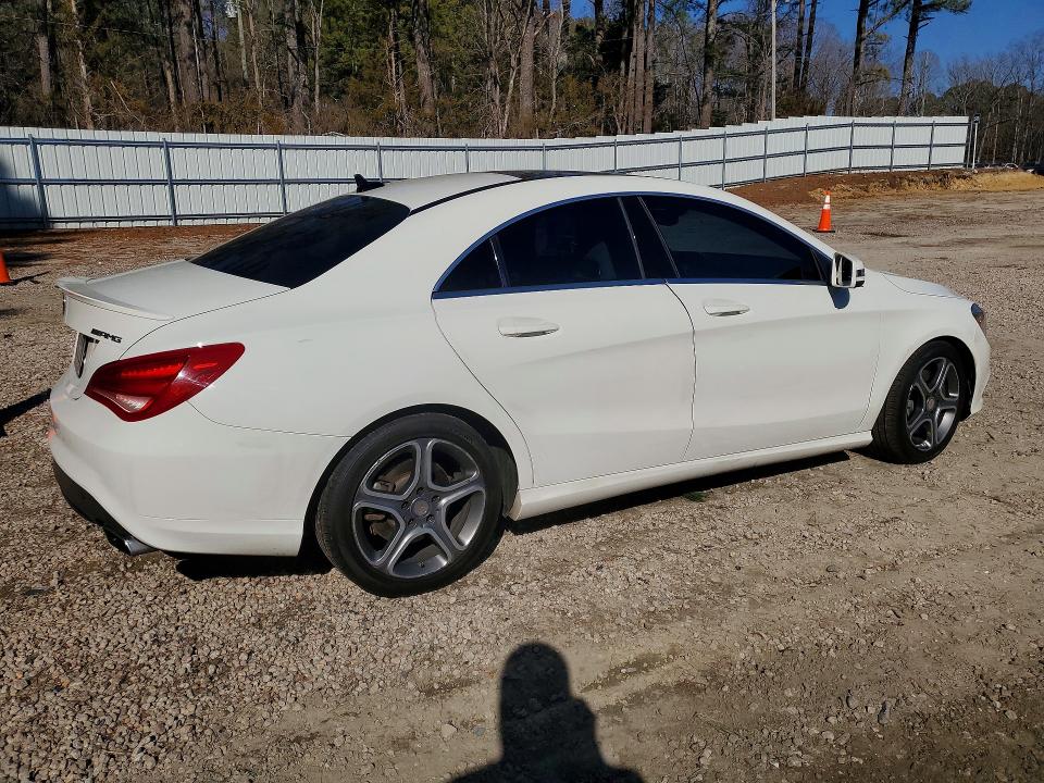 Photo 3 from auction – 2014 MERCEDES-BENZ CLA with VIN WDDSJ4EB8EN104839