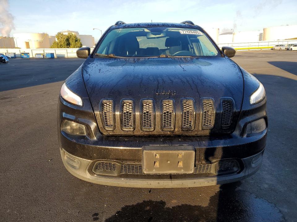 Photo 5 from auction – 2016 JEEP CHEROKEE with VIN 1C4PJLAB1GW376467