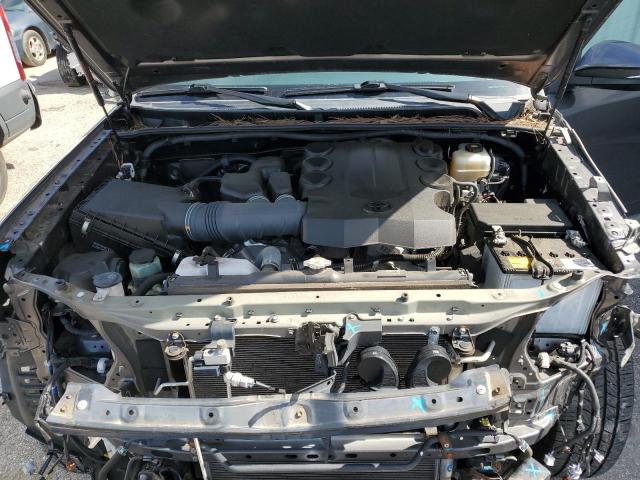 Photo 12 from auction – 2018 TOYOTA 4RUNNER SR with VIN JTEBU5JR6J5601064