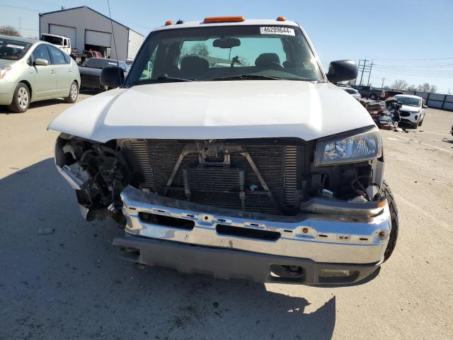 Photo 5 from auction – 2003 CHEVROLET SILVERADO with VIN 1GCHK29163E359834
