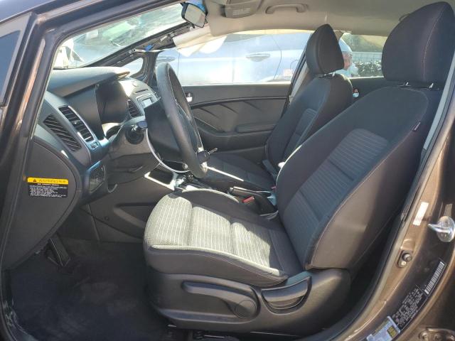 Photo 7 from auction – 2017 KIA FORTE LX with VIN 3KPFL4A74HE045532