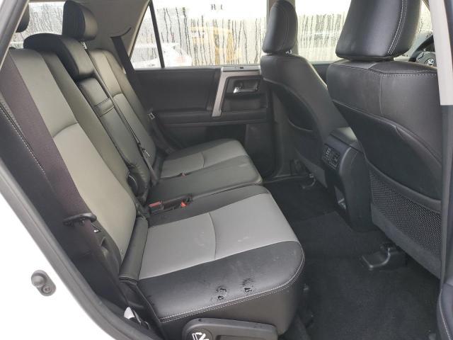 Photo 11 from auction – 2023 TOYOTA 4RUNNER SR with VIN JTEFU5JR6P5291864