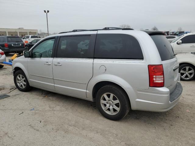 Photo 2 from auction – 2010 CHRYSLER TOWN & COU with VIN 2A4RR5D15AR137109