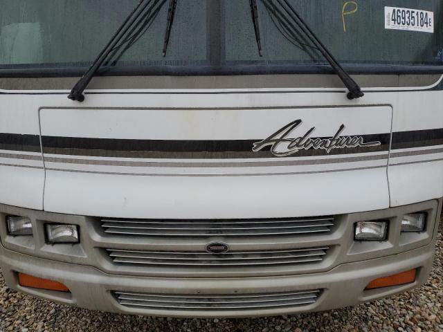Photo 7 from auction – 2000 WINNEBAGO ADVENTURER with VIN 1FCNF53S4Y0A09827