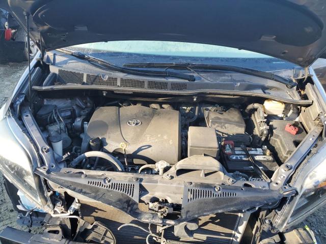 Photo 12 from auction – 2017 TOYOTA SIENNA SE with VIN 5TDXZ3DC5HS831514