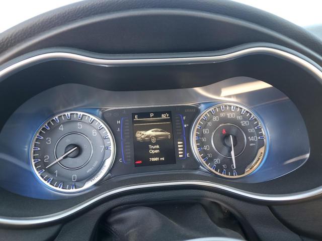 Photo 9 from auction – 2015 CHRYSLER 200 LIMITE with VIN 1C3CCCAB0FN732439