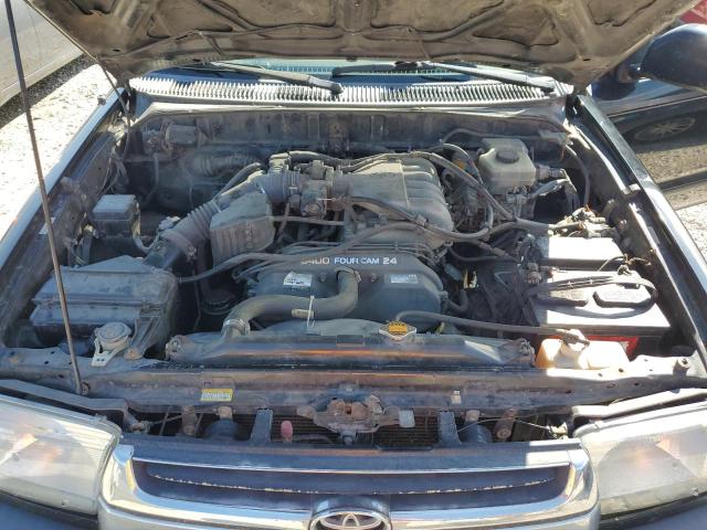 Photo 11 from auction – 2001 TOYOTA 4RUNNER SR with VIN JT3GN86R310211591