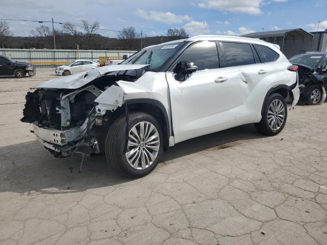 TOYOTA HIGHLANDER 2022 with VIN 5TDFZRBH2NS189519 - Photo from auction