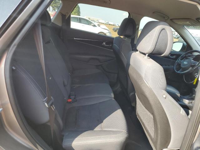 Photo 11 from auction – 2016 KIA SORENTO LX with VIN 5XYPG4A57GG072006