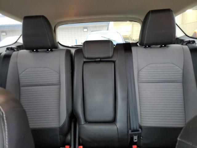 Photo 10 from auction – 2017 FORD ESCAPE SE with VIN 1FMCU9G9XHUD09890