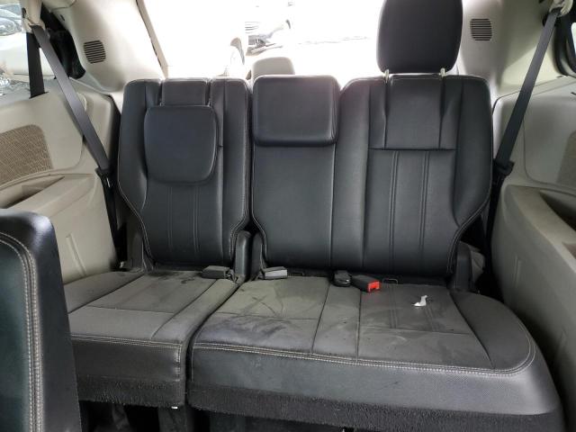 Photo 10 from auction – 2014 CHRYSLER TOWN & COU with VIN 2C4RC1BGXER363336