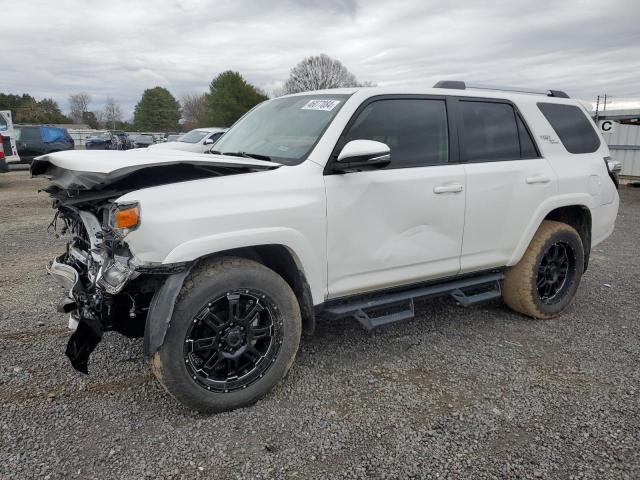 Photo 1 from auction – 2017 TOYOTA 4RUNNER SR with VIN JTEBU5JR8H5473405