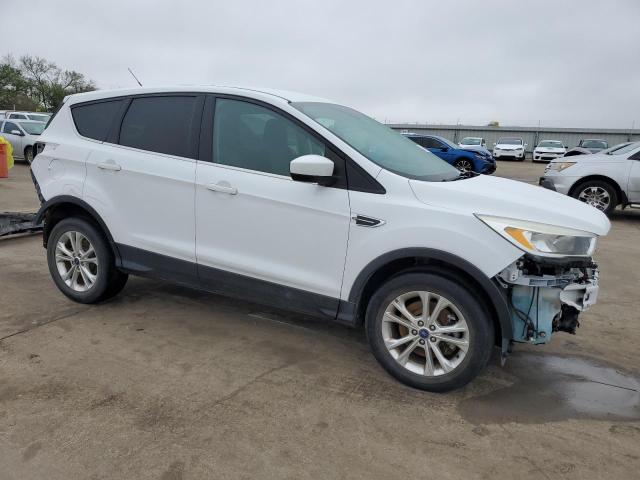 Photo 4 from auction – 2017 FORD ESCAPE SE with VIN 1FMCU9GD8HUC51363