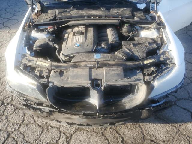 Photo 11 from auction – 2010 BMW 328 I with VIN WBAPH7C51AA800032
