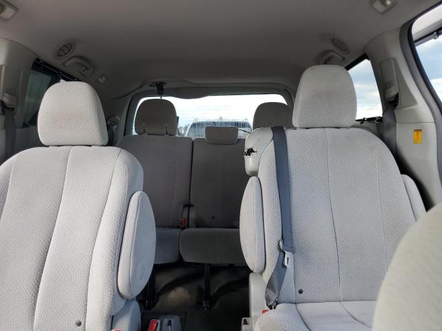 Photo 10 from auction – 2011 TOYOTA SIENNA LE with VIN 5TDKK3DC2BS173916