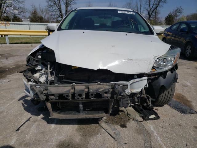 Photo 5 from auction – 2014 FORD FOCUS with VIN 1FADP3F28EL451759