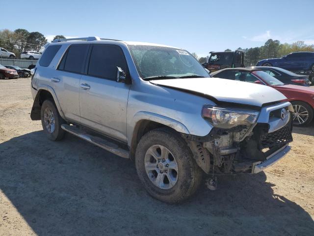 Photo 4 from auction – 2016 TOYOTA 4RUNNER SR with VIN JTEBU5JR8G5348919