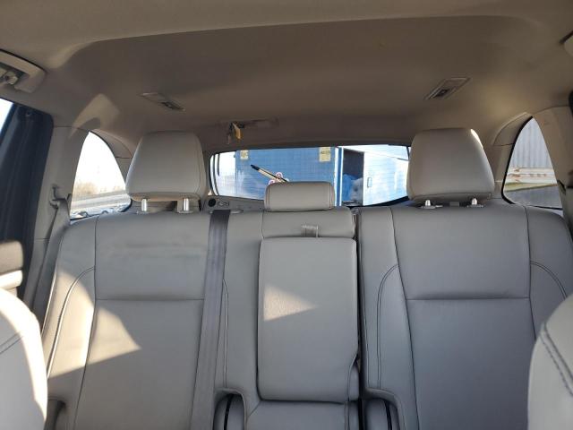 Photo 10 from auction – 2018 TOYOTA HIGHLANDER with VIN 5TDJZRFH3JS839439