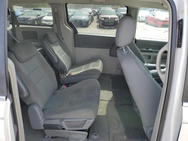 Photo 11 from auction – 2010 CHRYSLER TOWN & COU with VIN 2A4RR4DEXAR186478