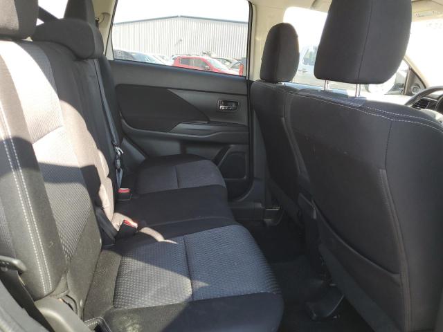 Photo 11 from auction – 2018 MITSUBISHI OUTLANDER with VIN JA4AZ3A34JZ038780