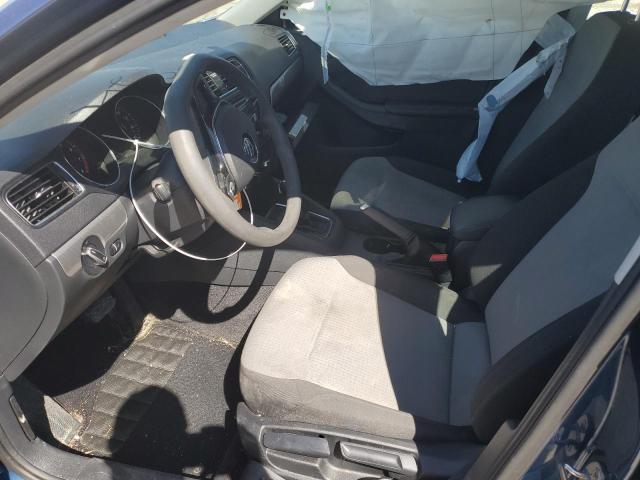 Photo 7 from auction – 2018 VOLKSWAGEN JETTA S with VIN 3VW2B7AJ2JM215880