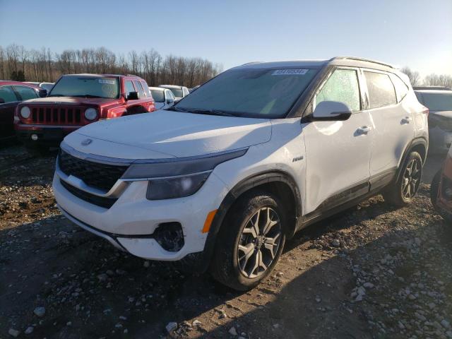 KIA SELTOS EX 2021 with VIN KNDERCAAXM7122317 - Photo from auction