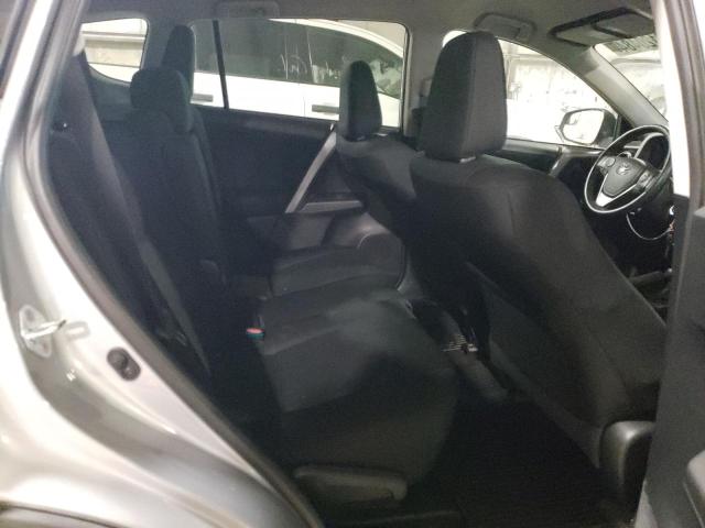 Photo 10 from auction – 2017 TOYOTA RAV4 LE with VIN 2T3BFREVXHW574936