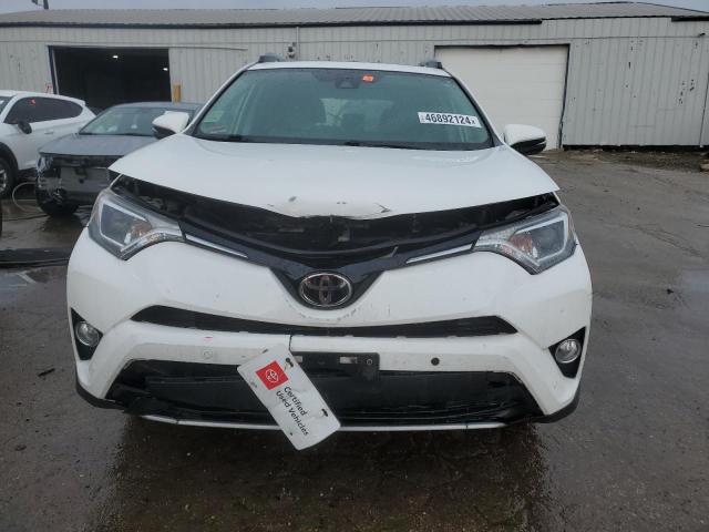 Photo 5 from auction – 2017 TOYOTA RAV4 XLE with VIN 2T3RFREV6HW648805