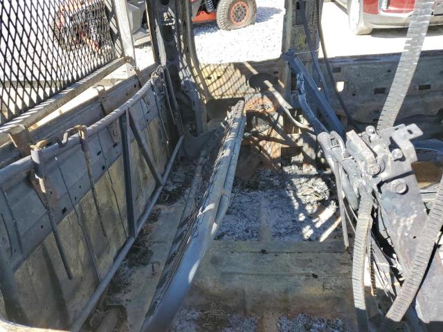 Photo 10 from auction – 2002 CHEVROLET SILVERADO with VIN 2GCEC19T121296587