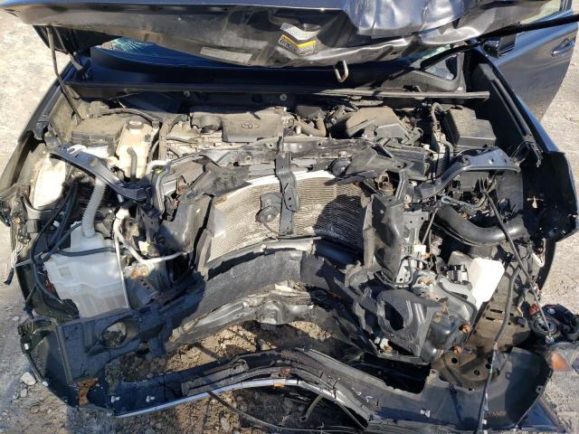 Photo 12 from auction – 2017 TOYOTA RAV4 XLE with VIN JTMRFREV5HJ115407