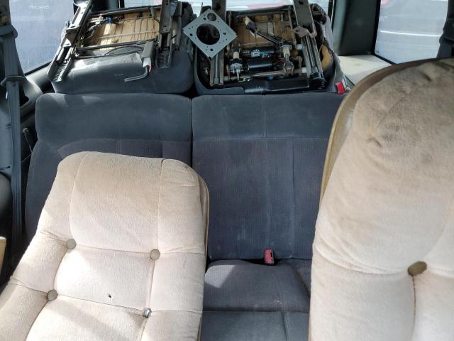 Photo 10 from auction – 2001 CHEVROLET BLAZER with VIN 1GNCS13W91K247026