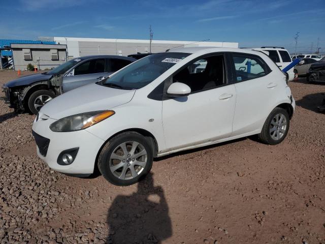 MAZDA MAZDA2 2013 with VIN JM1DE1LYXD0158040 - Photo from auction
