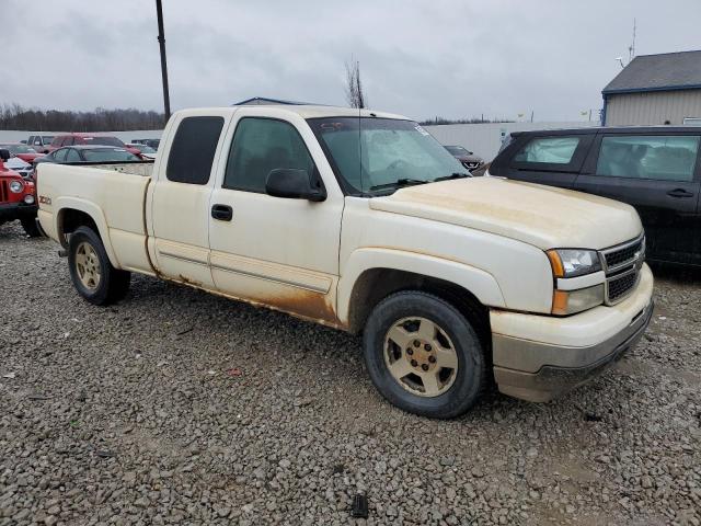 Photo 4 from auction – 2006 CHEVROLET SILVERADO with VIN 1GCEK19B76Z104483